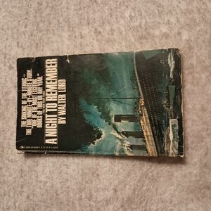 A Night to Remember Book (B-L)